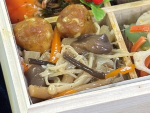 キノコのオイルマリネ（1Kg）