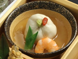 いちじく利休茶巾蒸し