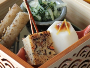 擬製豆腐松葉飛騨味噌（約12g / 18串）